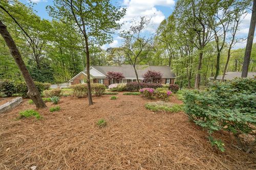 105 N Rainsong Rd, DALTON, GA, 30720-8045 | Card Image