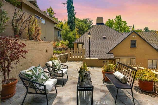 2256 Bronson Hill Dr, House other with 2 bedrooms, 2 bathrooms and 2 parking in Los Angeles CA | Image 39