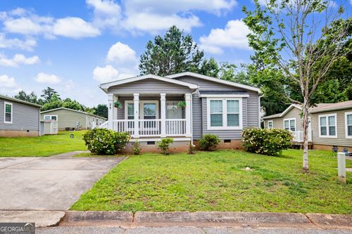 29 Meadow View St, Newnan, GA, 30263-5266 | Card Image