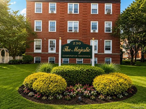 1-c-230 Central Ave, Lawrence, NY, 11559-1562 | Card Image