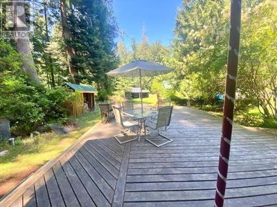 1466 Vancouver Blvd, House other with 3 bedrooms, 1 bathrooms and null parking in Lund BC | Image 2