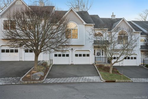 33-33 Forest Ridge Rd, Nyack, NY, 10960-1754 | Card Image