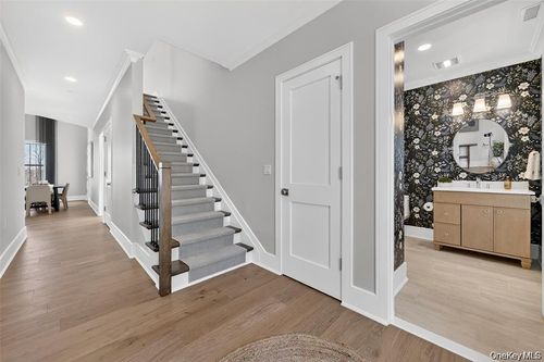 1818 Soundview Court, Yorktown, NY, 10598 | Card Image