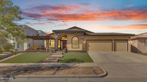 13583 Emerald Coast Ln, Horizon City, TX, 79928-6477 | Card Image