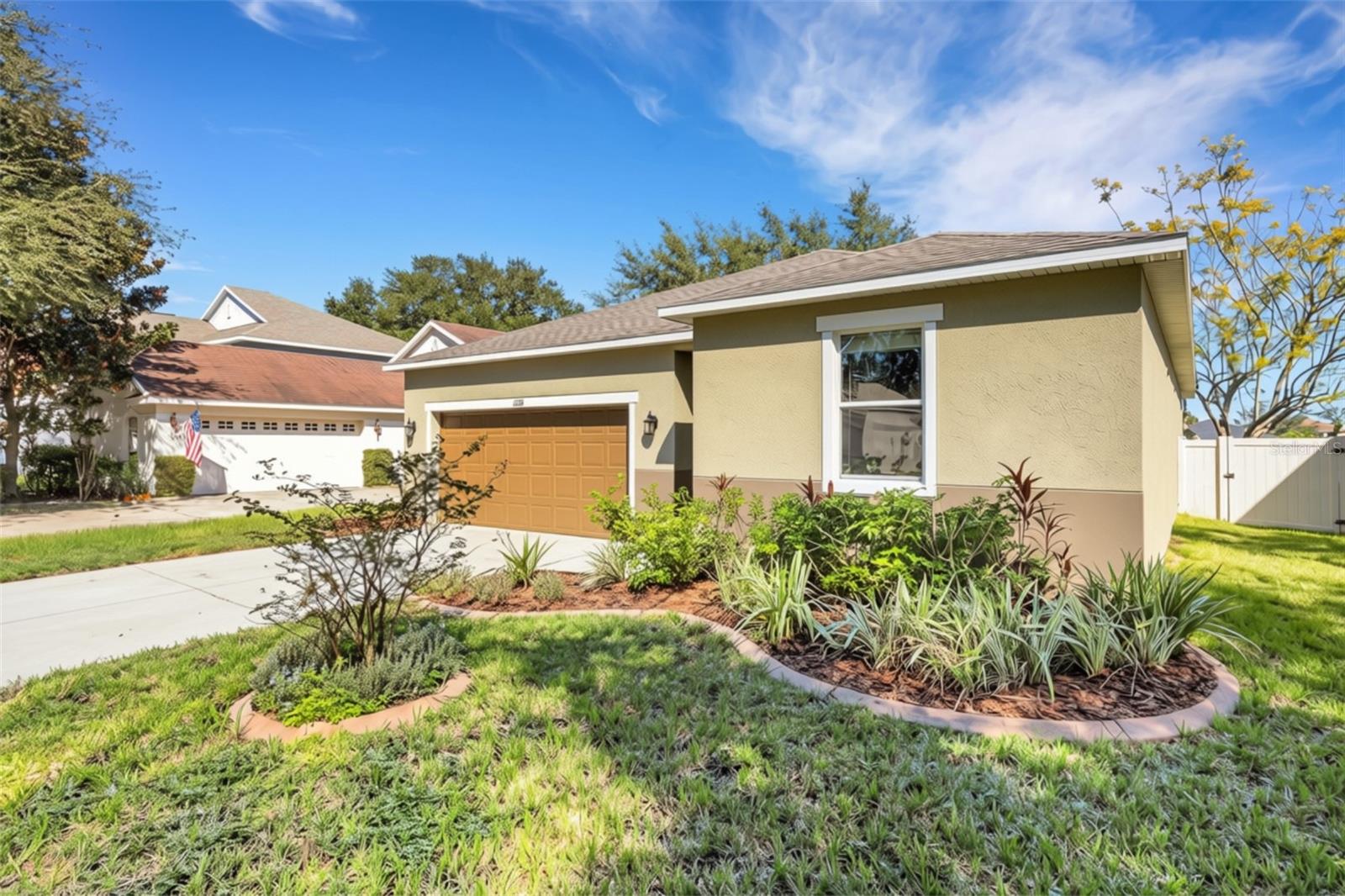Residential in RIVERVIEW 4