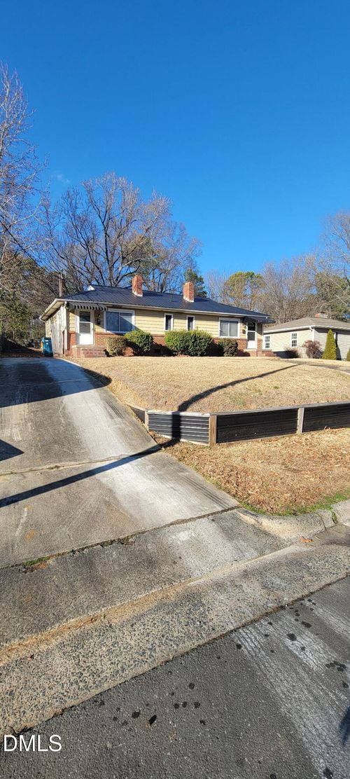 405 Edward St, Durham, NC, 27701-2313 | Card Image