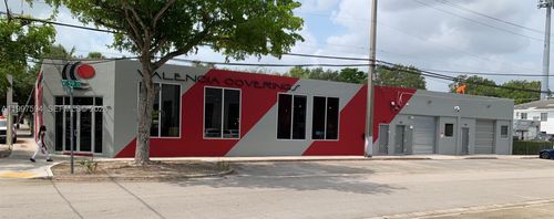 290-280 Ne 59th St, Miami, FL, 33137 | Card Image