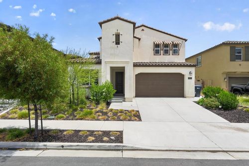 38226 Old Creek Ct, Murrieta, CA, 92563-0311 | Card Image