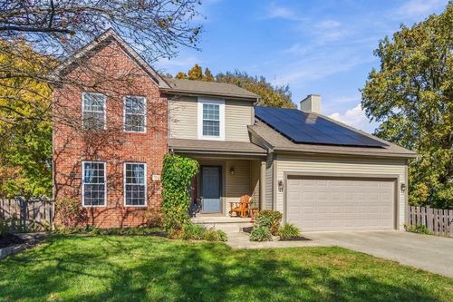 7767 Schoolway Ct, Dublin, OH, 43016-8201 | Card Image