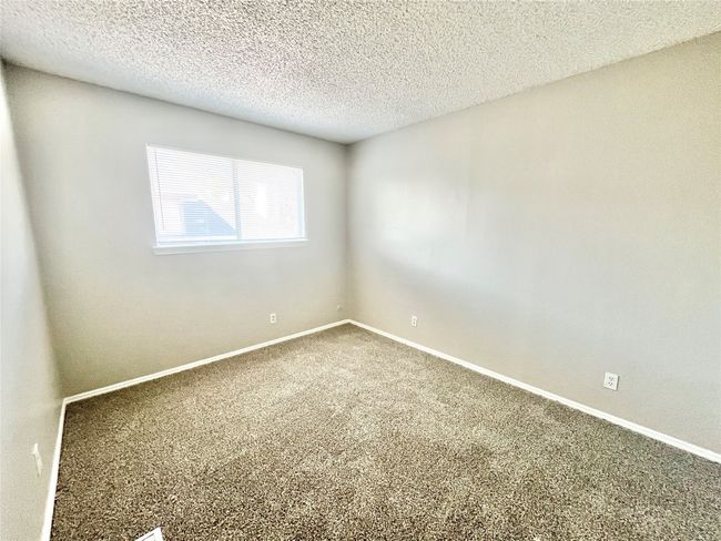 2641 Isbella Dr, Home with 3 bedrooms, 2 bathrooms and null parking in Grand Prairie TX | Image 9