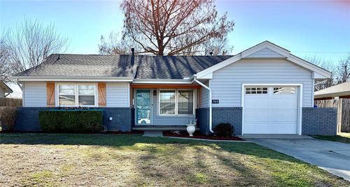 723 Barbour Ave, Norman, OK, 73069-7417 | Card Image