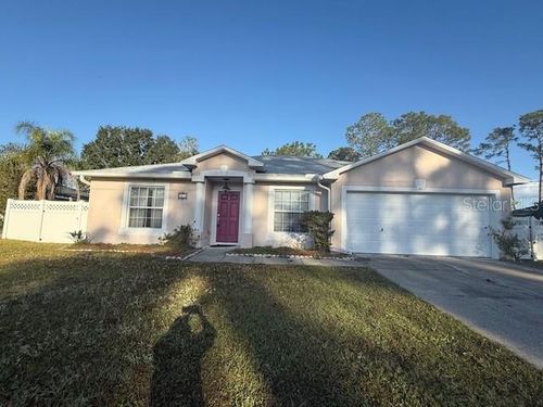 41 Pershing Ln, Palm Coast, FL, 32164-4704 | Card Image