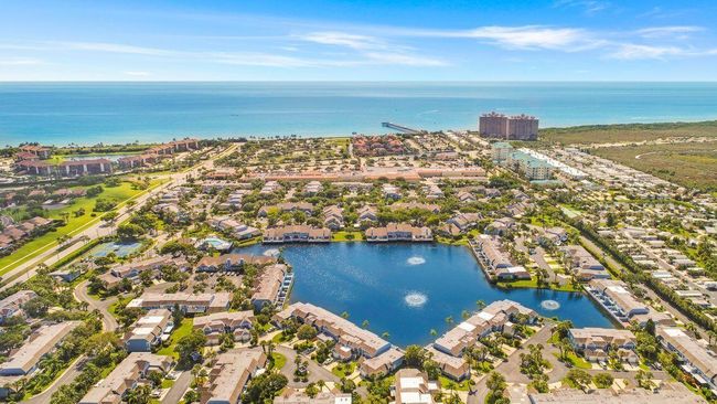 111 Ocean Dunes Cir, Condo with 2 bedrooms, 3 bathrooms and null parking in Jupiter FL | Image 20