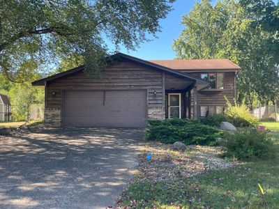 5235 Welcome Avenue N, House other with 3 bedrooms, 1 bathrooms and null parking in Crystal MN | Image 1