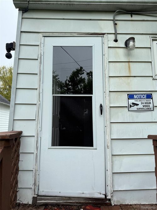 8100 Meadow-Upper Ave, Warren, MI, 48089 | Card Image
