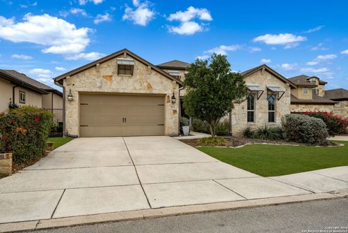 9911 Barefoot Way, Boerne, TX, 78006-8880 | Card Image