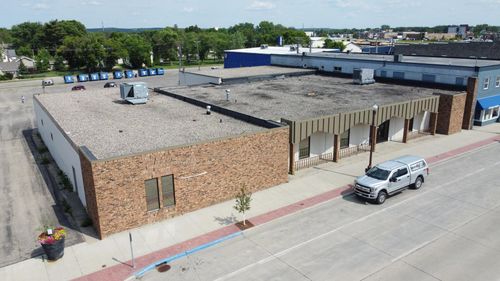 511 Washington Ave, Detroit Lakes, MN, 56501-3007 | Card Image