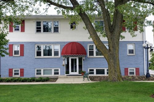 3286-9424 Kelvin Ln, Schiller Park, IL, 60176-1171 | Card Image