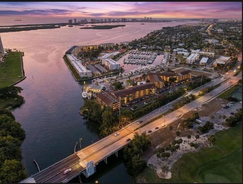 121-1036 Us Highway 1, North Palm Beach, FL, 33408-3828 | Card Image