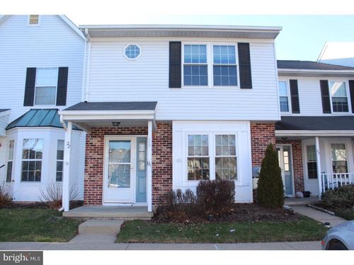 22 Wyckwood Ct, NEWTOWN, PA, 18940-2320 | Card Image