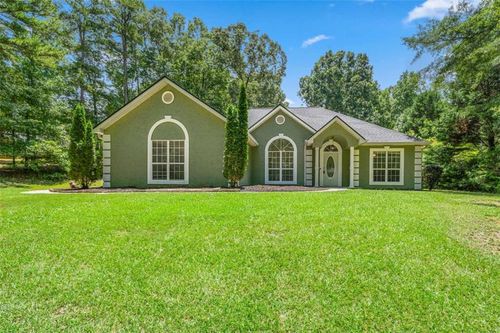 5 Queens Ct, Sharpsburg, GA, 30277-1747 | Card Image