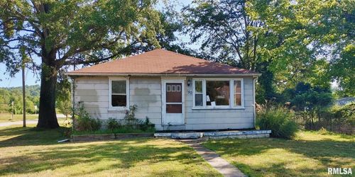 450 West St, Wolf Lake, IL, 62998-1062 | Card Image