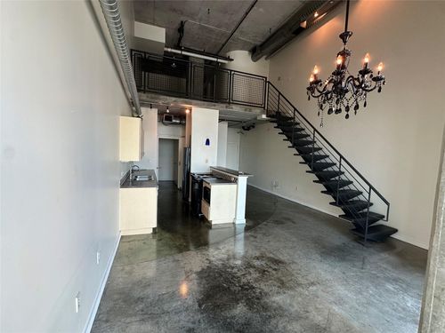 apt-13432-2000 Bagby St, Houston, TX, 77002-8595 | Card Image