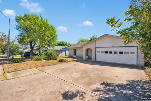 523 Chisholm Valley Dr, Round Rock, TX, 78681-6609 | Card Image