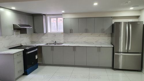 5 Inder Heights Dr, Brampton, ON, L6Z3M4 | Card Image