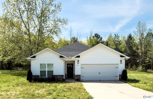 124 Randall Mullins Rd, Toney, AL, 35773-9556 | Card Image
