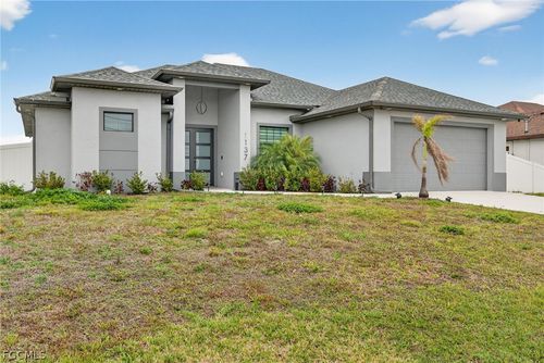 1137 Ne 4th Ave, Cape Coral, FL, 33909-1318 | Card Image