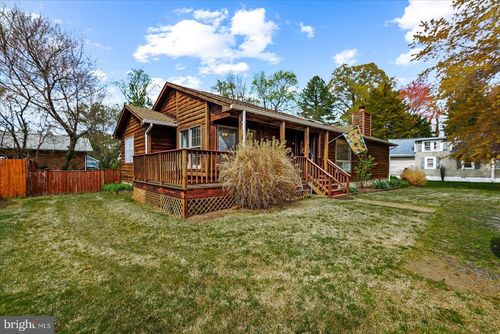 121 11th St, Colonial Beach, VA, 22443-1507 | Card Image