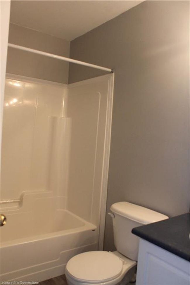 629 Windflower Cres, House other with 3 bedrooms, 3 bathrooms and 6 parking in Kitchener ON | Image 14