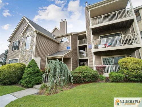 39 Lear Ct, East Brunswick, NJ, 08816-1851 | Card Image