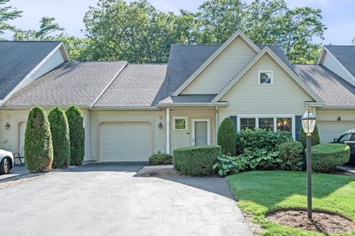 unit-c4-135 Beach Rd, Salisbury, MA, 01952-2255 | Card Image