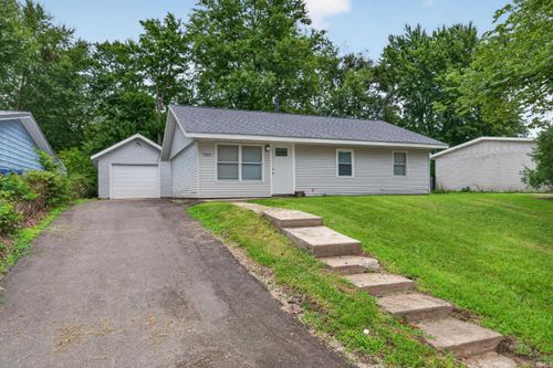 5808 Mendota Dr, Kokomo, IN, 46902-5533 | Card Image