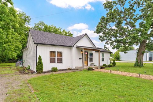 430 S Oak Avenue, Aurora, MO, 65605 | Card Image