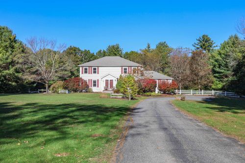 334 Broad St, Hollis, NH, 03049-6037 | Card Image