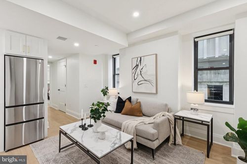 ste-305-135 S 19th St, PHILADELPHIA, PA, 19103-4956 | Card Image