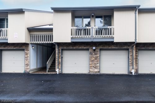 43 Colton Cir, West Orange, NJ, 07052-1116 | Card Image