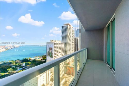 3105-253 Ne 2nd St, Miami, FL, 33132-2313 | Card Image