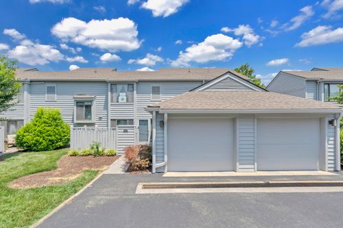 2404 Post Oak Rd, Salem, VA, 24153-7487 | Card Image