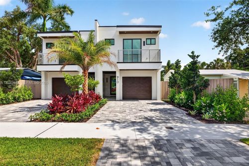 910 Se 13th St, Fort Lauderdale, FL, 33316-2029 | Card Image