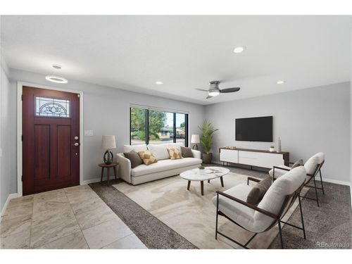 3056 Ursula St, Aurora, CO, 80011-2009 | Card Image