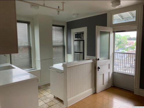 3rd-f-340 Warren St, Hudson, NY, 12534-2419 | Card Image