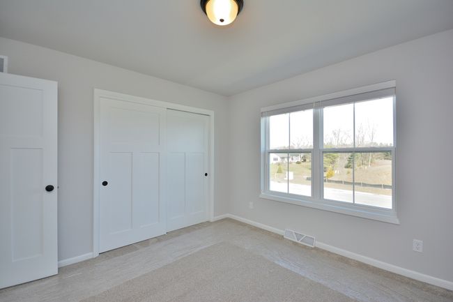 929 5 Mile Rd, House other with 3 bedrooms, 2 bathrooms and null parking in Caledonia WI | Image 27