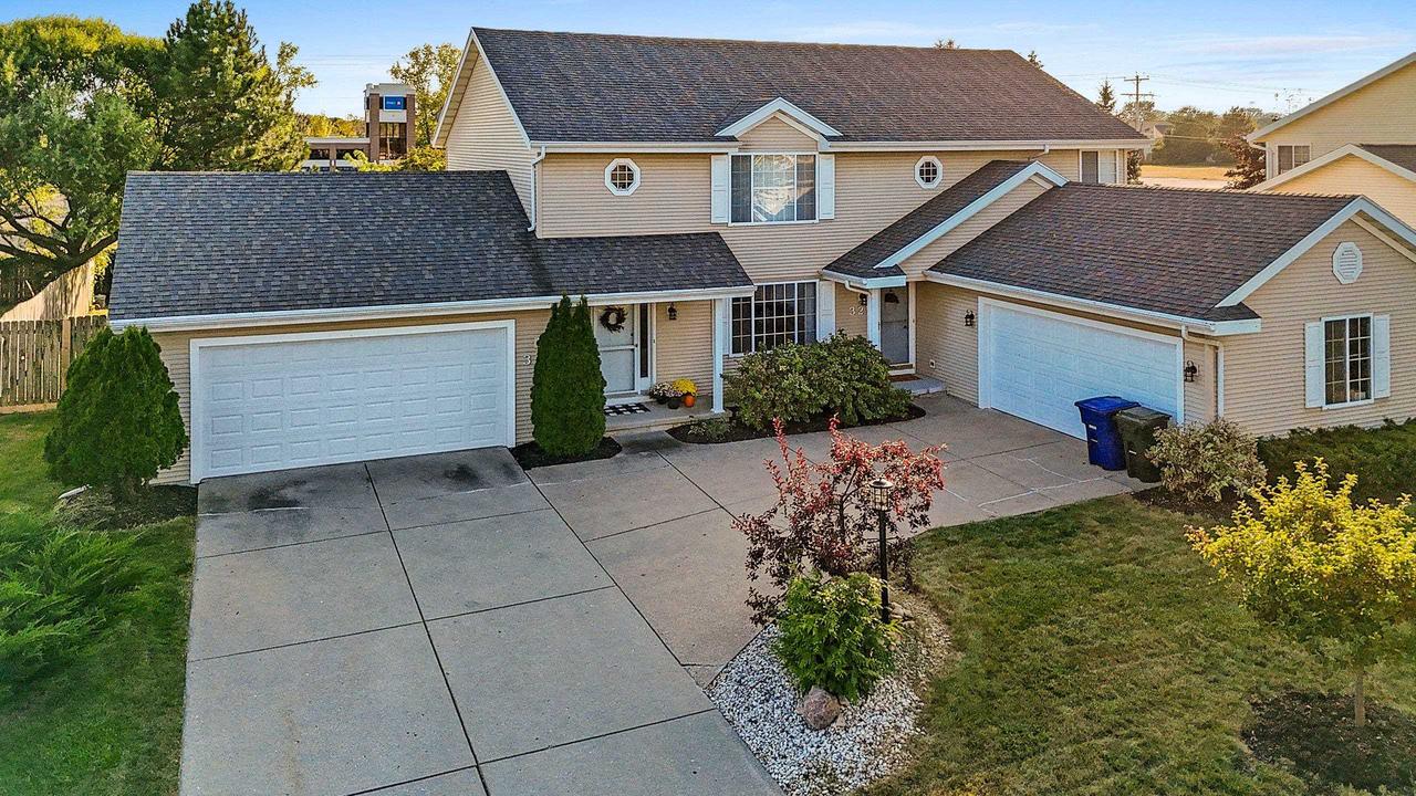 Desplaine Rd, DE Pere, WI 54115