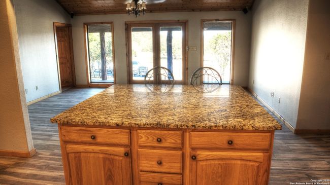 457 N Tomahawk Way, House other with 4 bedrooms, 3 bathrooms and null parking in Concan TX | Image 16