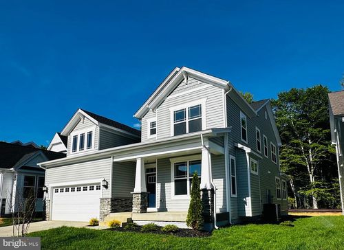 5438 Newport Cir, WHITE PLAINS, MD, 20695-4338 | Card Image