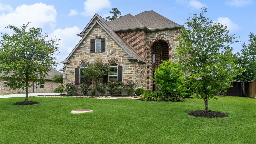 Damuth Dr, Magnolia, TX 77354